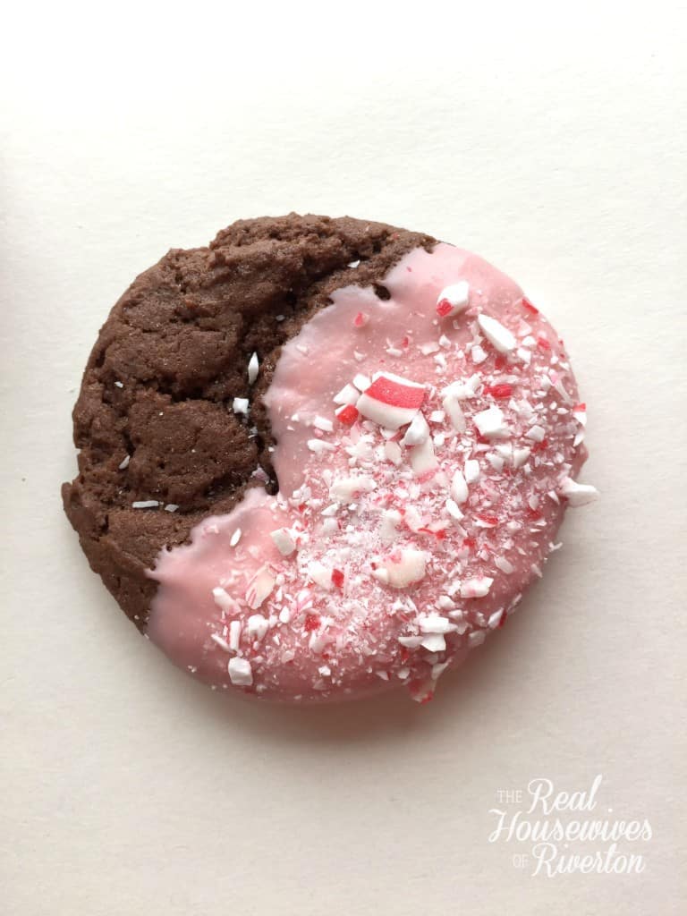 Candy cane chocolate cookie - housewivesofriverton.com