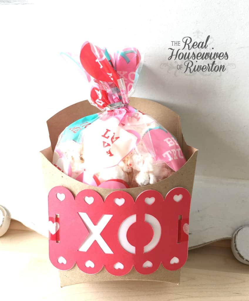 Valentine Treat Box - housewivesofriverton.com
