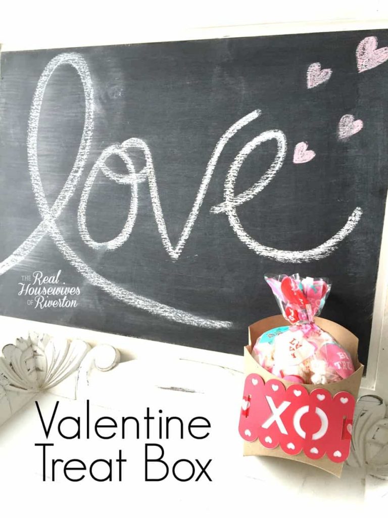 Valentine Treat Box - Housewivesofriverton.com