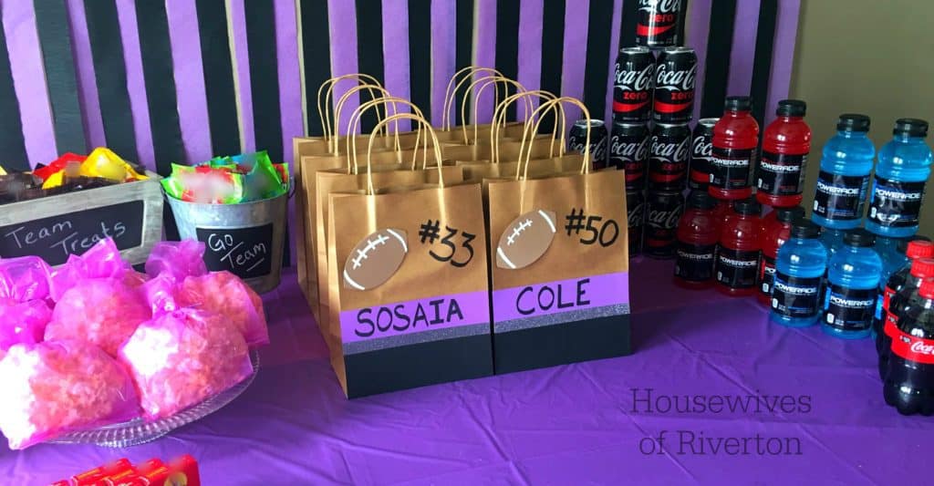 Friday Football Party | www.housewivesofriverton.com