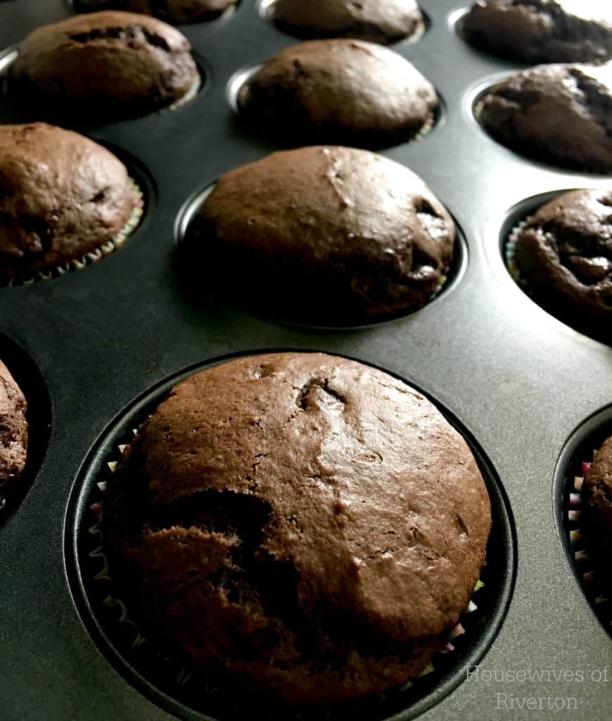 These Double Chocolate Chip Muffins are a great copy cat for Costco muffins! Not too sweet and a delicious rich, chocolate flavor! | www.housewivesofriverton.com