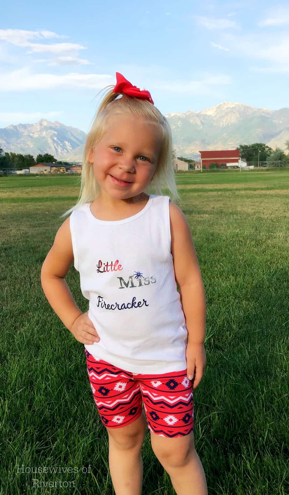Our DIY Firecracker Shirts using the Cricut Explore Air and Design space are great for fun, 4th of July family outfits! | www.housewivesofriverton.com
