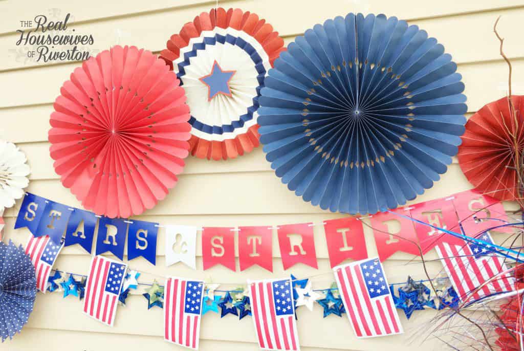 Red, White, and Blue BBQ Decor - housewivesofriverton.com