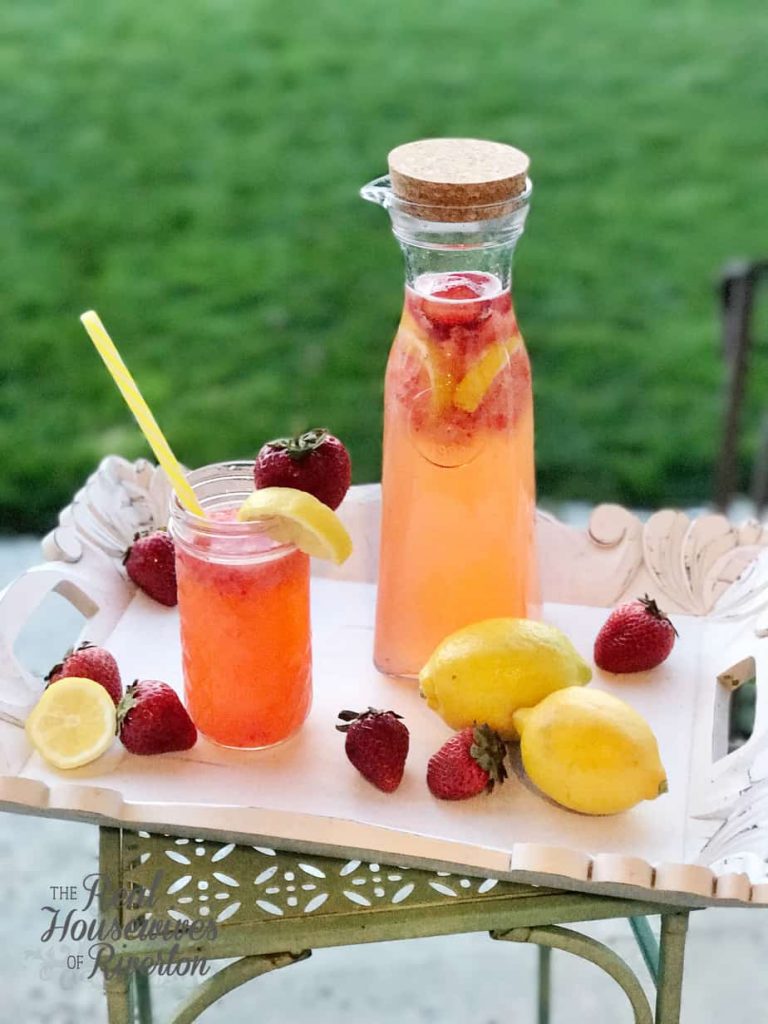 Homemade Strawberry Lemonade Recipe - Housewivesofriverton.com