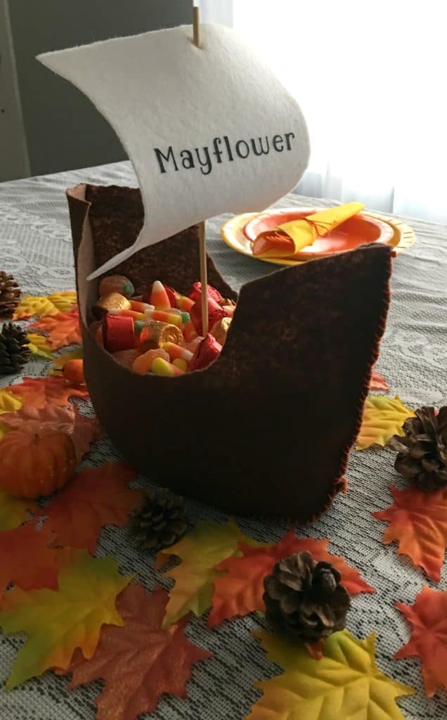 Felt Mayflower Centerpiece cut with Cricut Maker | www.housewivesofriverton.com