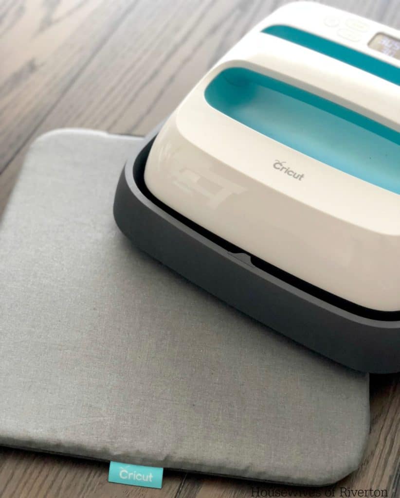 With Cricut SportFlex™ Iron On you can customize | www.housewivesofriverton.com